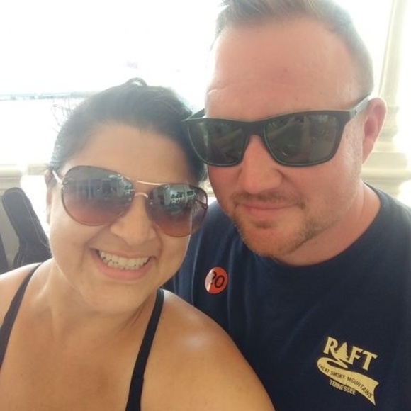 Meet your Posher, Reva - Picture 1 of 1